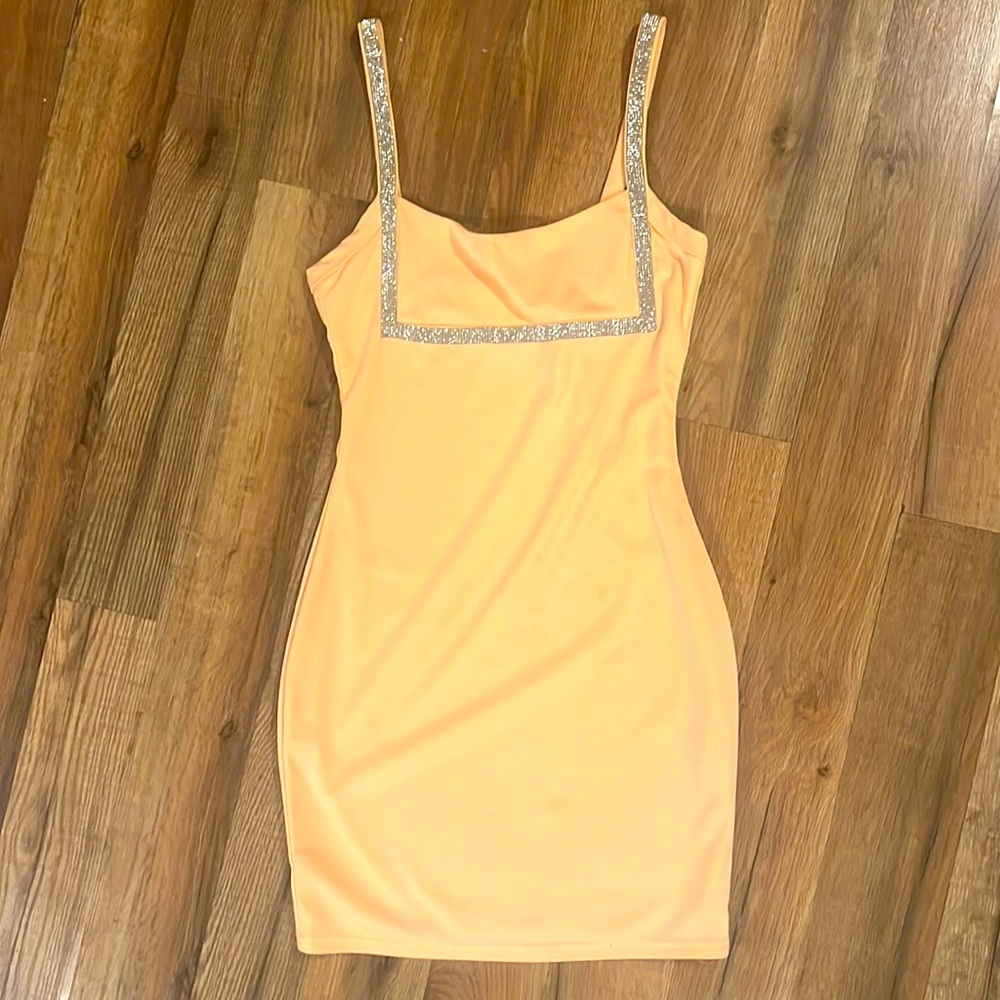 PEACH COBBLER DRESS IS WHAT I CALLED HER🔥 True TO SIZE!🤞🏽